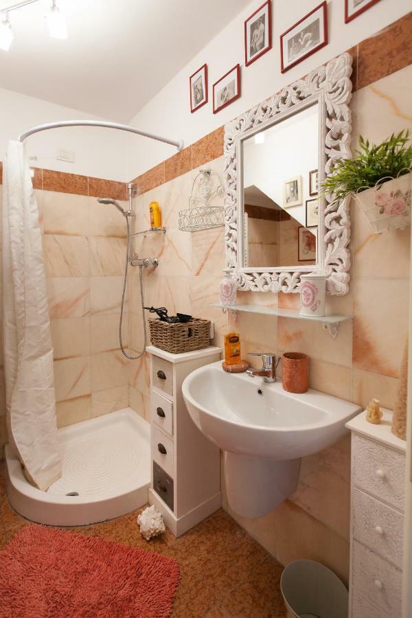 Chezcatherine Villa Sarzana Bagian luar foto